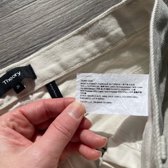 NWT Theory Wide Crop Jean in Dyed Denim Ecru size 26 - Picture 5 of 8